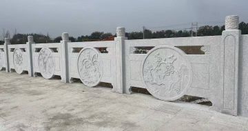 青岛芝麻白河道栏杆 石材栏杆