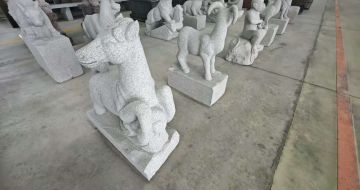 青岛芝麻白雕刻 十二生肖 异形雕刻