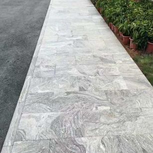 青岛浪淘沙地铺石 夜里雪