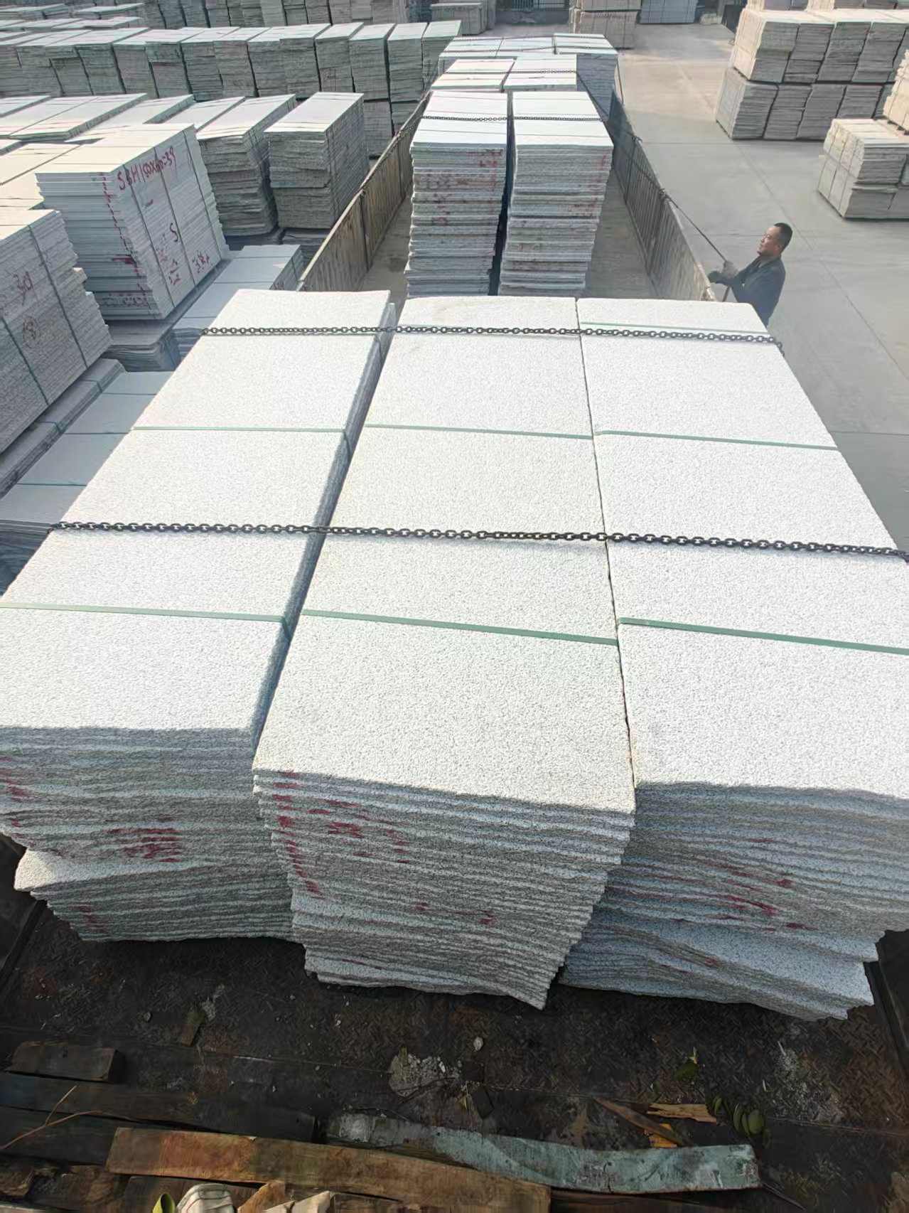 青岛芝麻白毛板，石材毛板